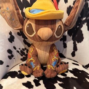 Disney Stitch Crashes Disney – Pinocchio-Inspired Limited Edition Plush